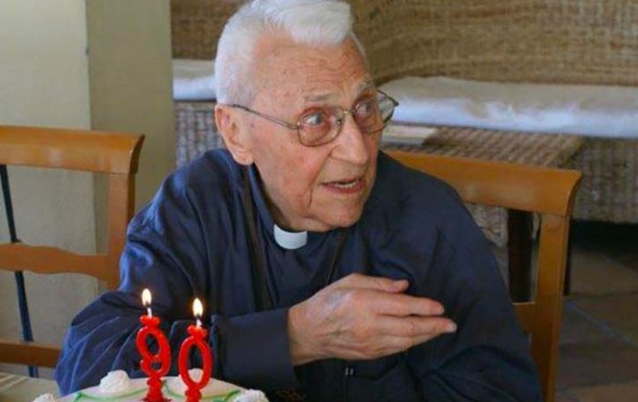 Padre Mario Bagna