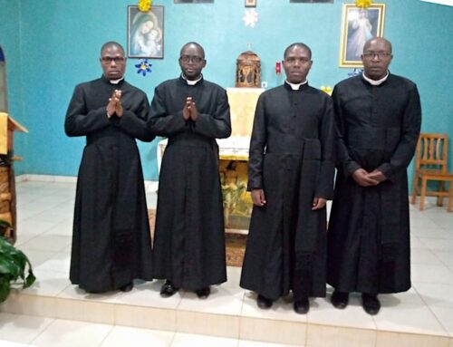 Quattro diaconi Dottrinari burundesi ordinati sacerdoti a Cavaillon