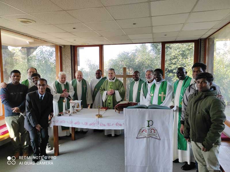 seminaristi-padri-celebrazione